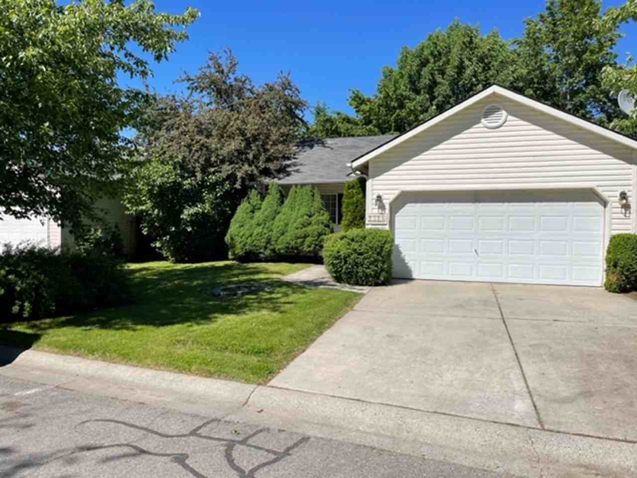 2521 W Chaumont Ln - Photo 2 of 28