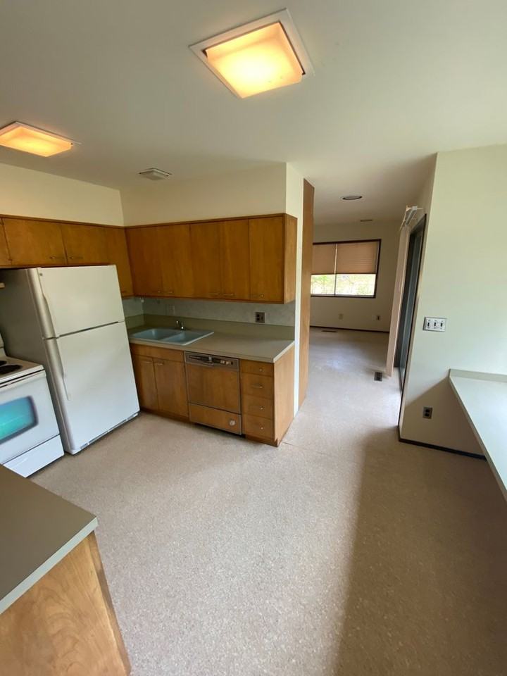 4780 Highway 2 - Photo 3 of 33