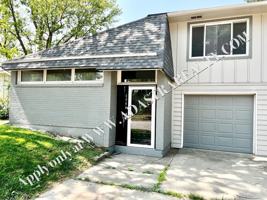 featured image of 6044 Pflumm Rd