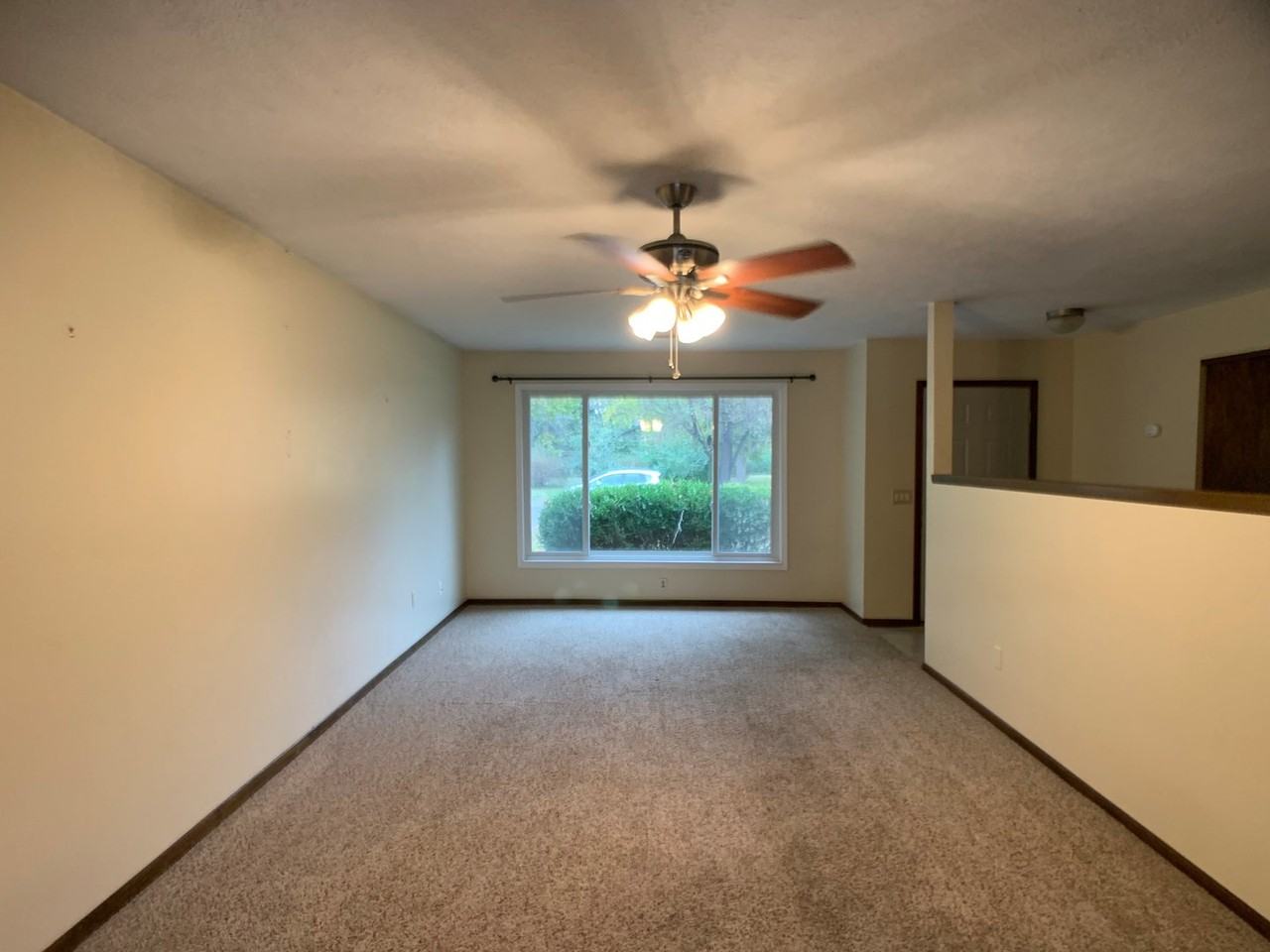 124 Harvey Dr - Photo 5 of 14