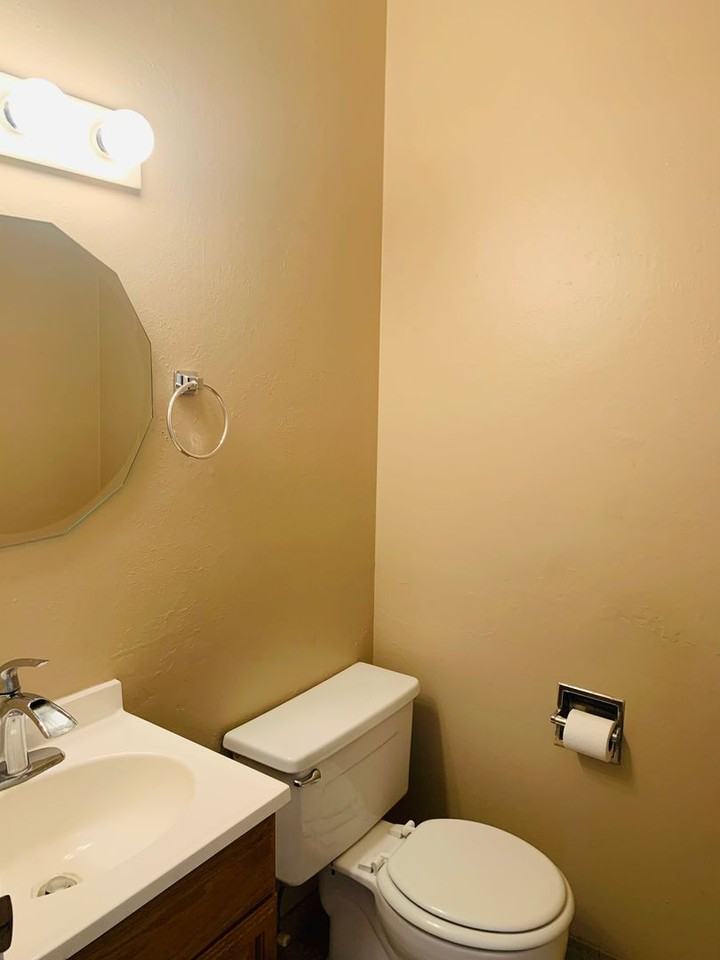 2340 55th St #20 - Photo 5 of 12