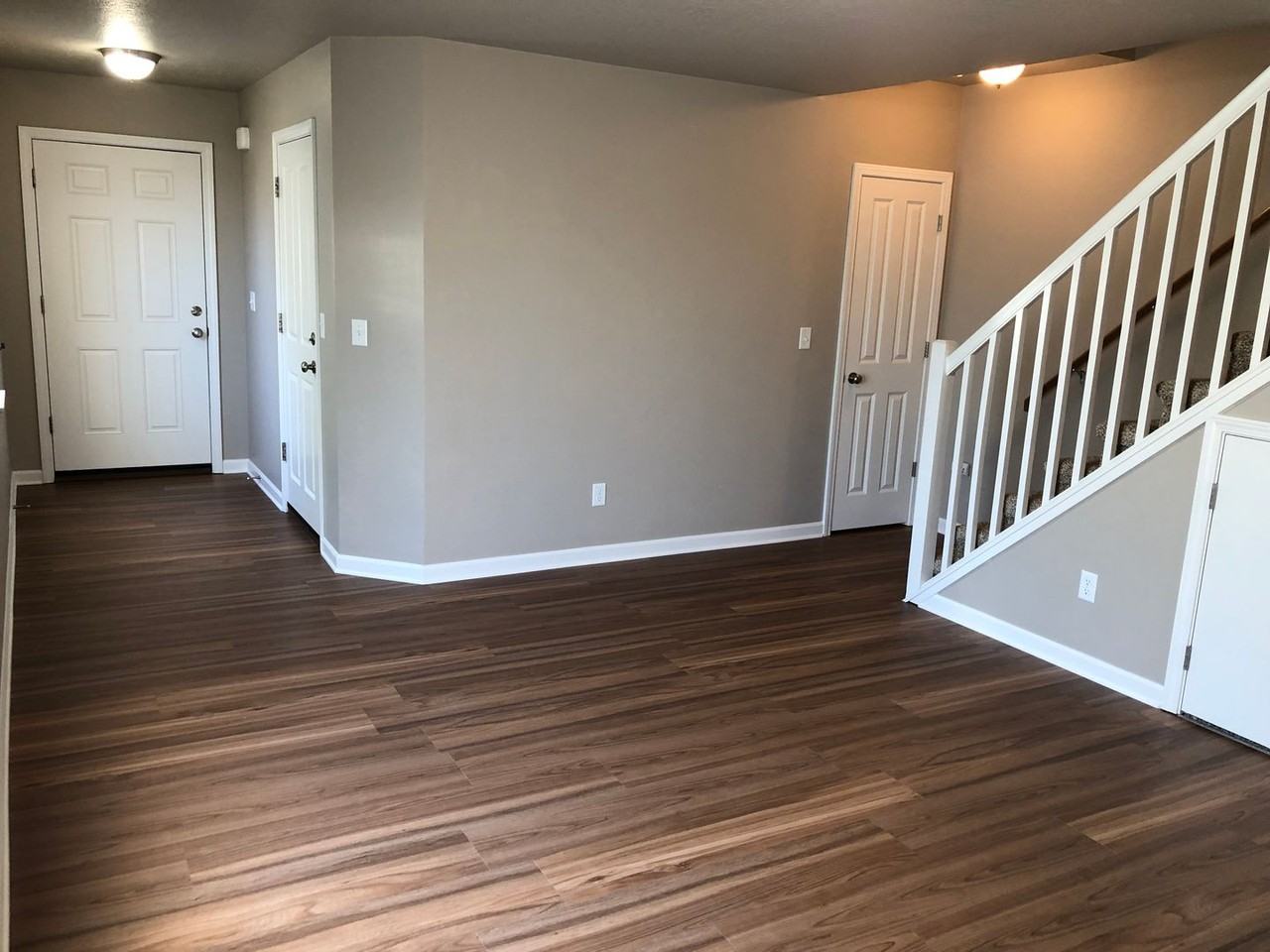 4182 Glacier View Dr - Photo 7 of 46