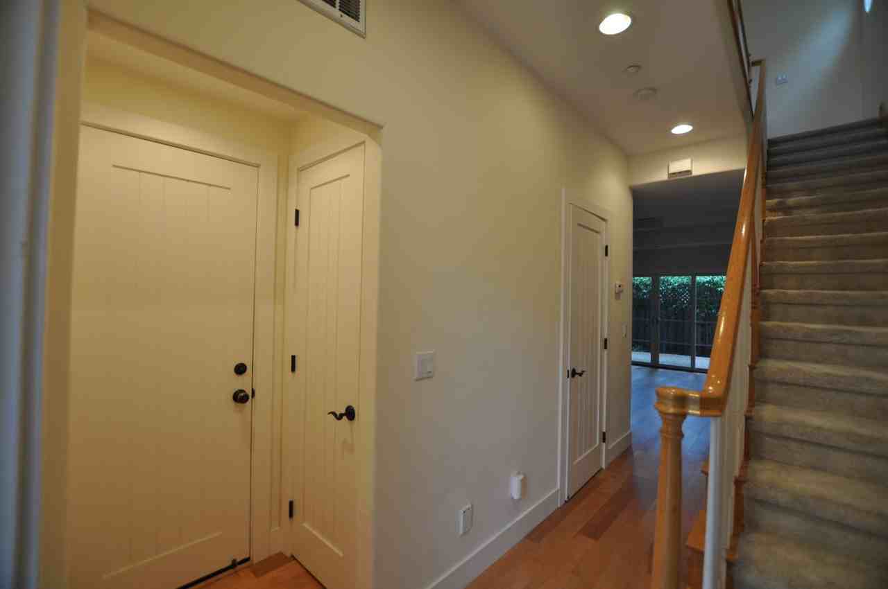 123 Madison Ave - Photo 2 of 32