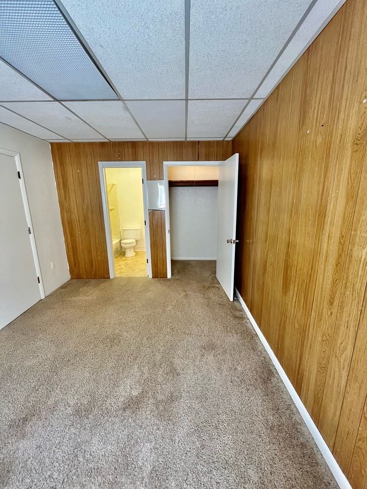 1630 9 Avenue - Photo 2 of 10