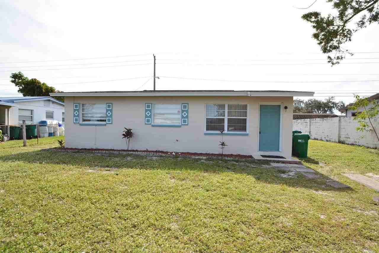 2415 Sadler Ln - Photo 3 of 20