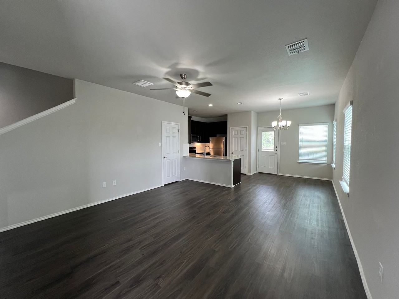 602 Heathers Way - Photo 5 of 24