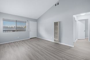 Roswell Avenue (905) - Photo 1 of 1