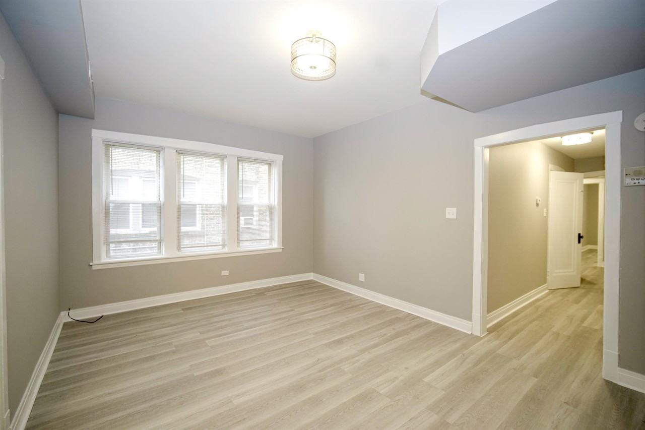 2625-27 N. Ridgeway - Photo 3 of 17