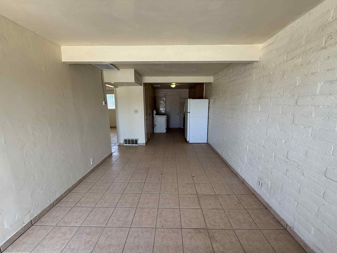 1651 // 705 West Irvington Road - Photo 6 of 15