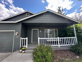 featured image of 2665 Ne Brian Ray Ct