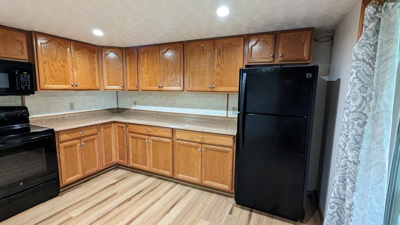 5155 East Main Street Road, Unit Lower - Photo 2 of 11