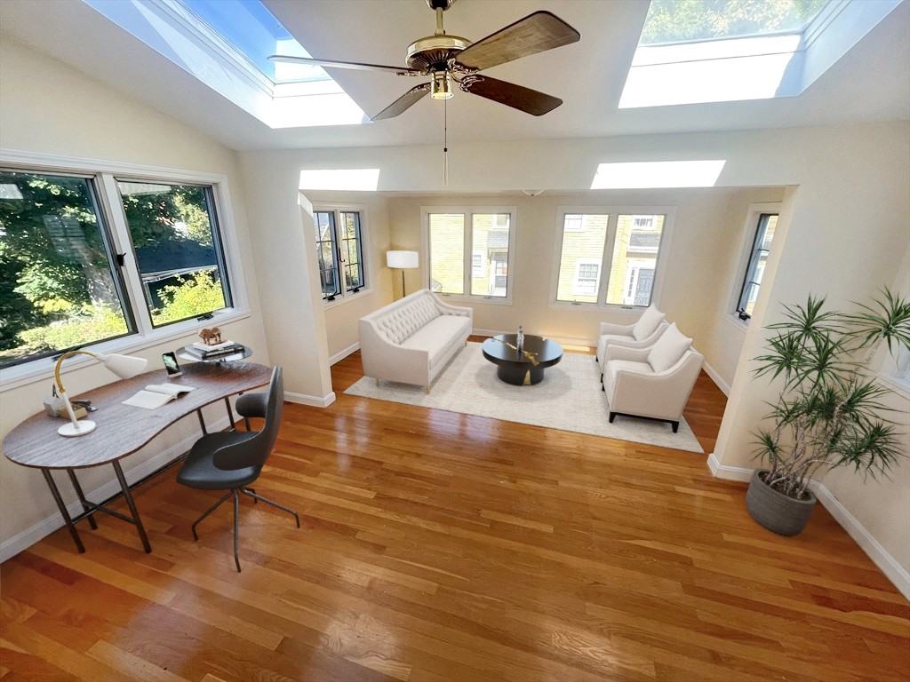 223 Main Street - Photo 4 of 20