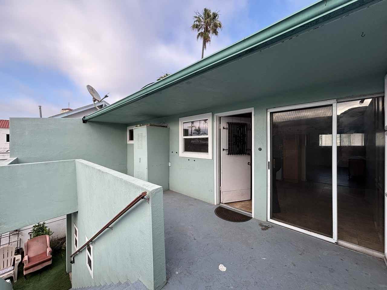 1952-1960 Sunset Cliffs Boulevard & 4804-06 Santa Monica - Photo 2 of 16