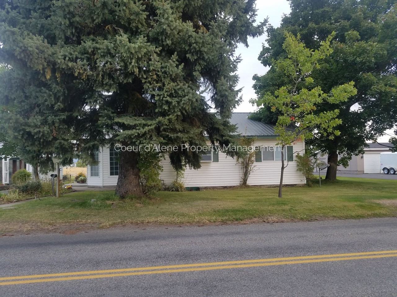 1827 E 12th Ave - Photo 4 of 15