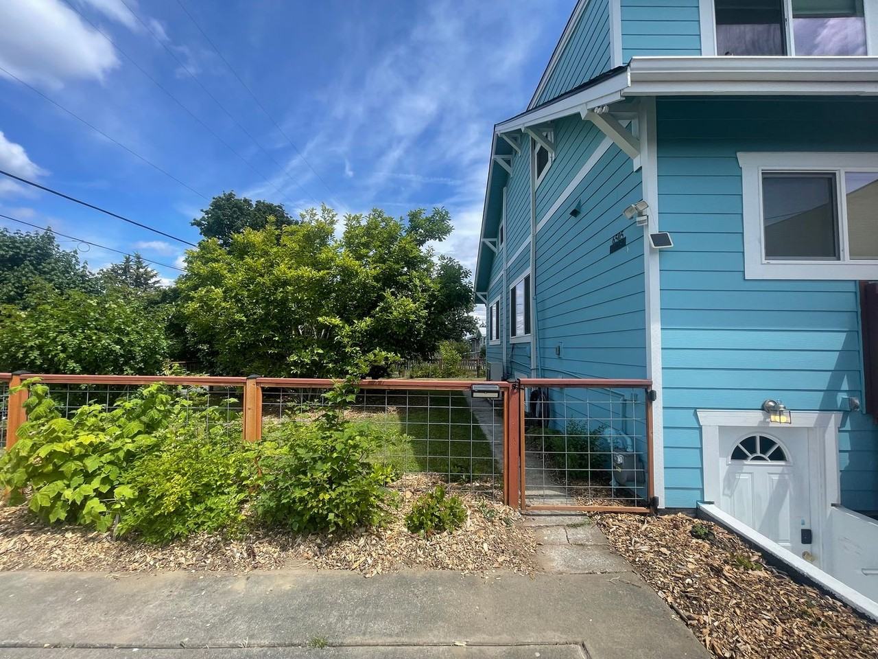 6505 33rd Ave S - Photo 3 of 27