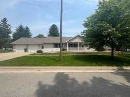 featured image of 202 W Harrison St