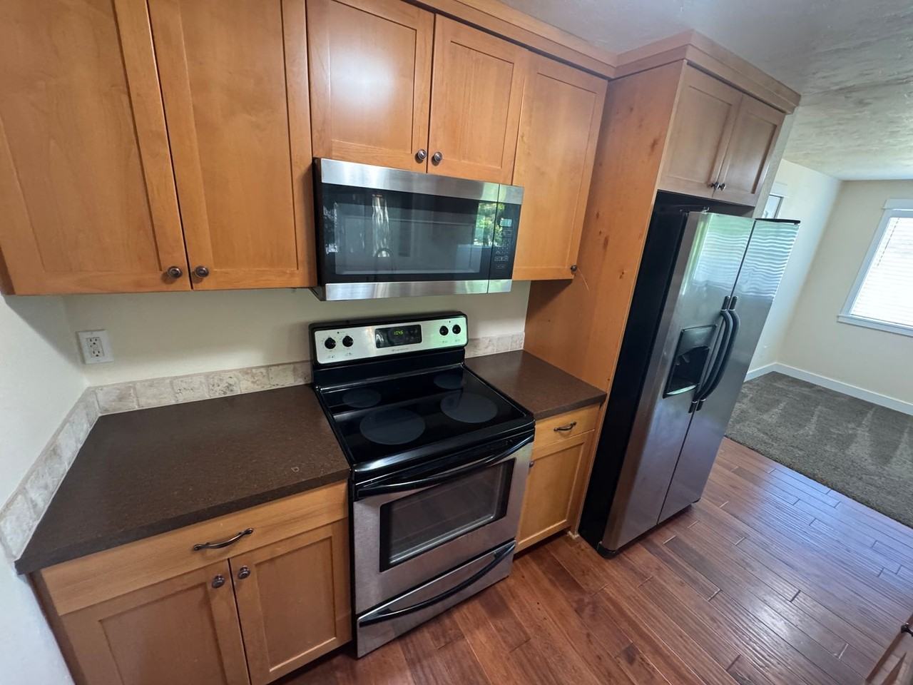 2850 Newton Pl - Photo 4 of 19