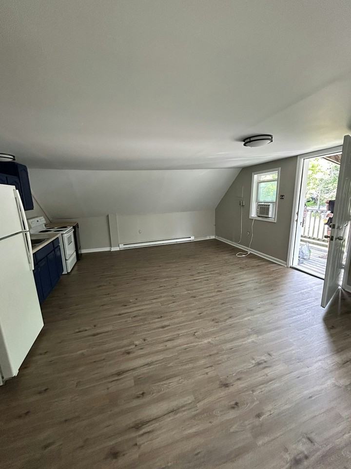 150 South Main Street, Unit 7 - Photo 2 of 9