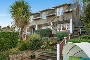 903 Lakeside Avenue South - Photo 1 of 1