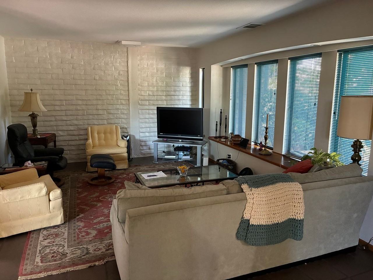 2125 Bueno Dr - Photo 7 of 36