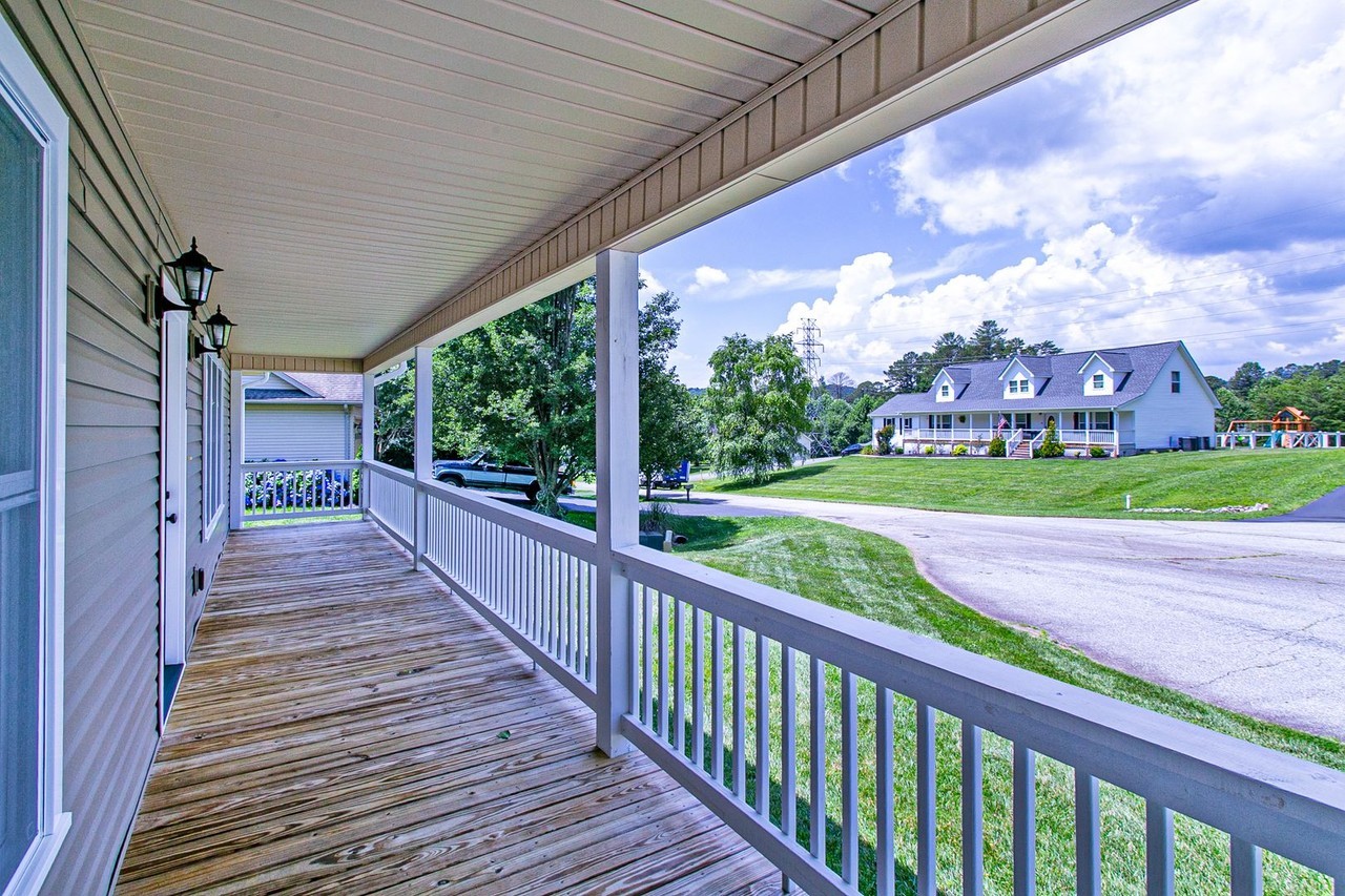 74 N Sunset Ridge Dr - Photo 2 of 24