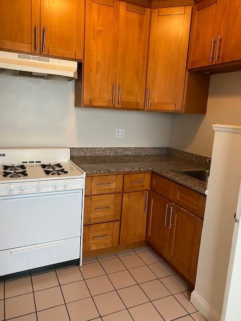 1760 Walnut Street - Photo 4 of 25