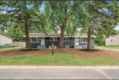 827 Elm Creek Cir - Photo 1 of 1