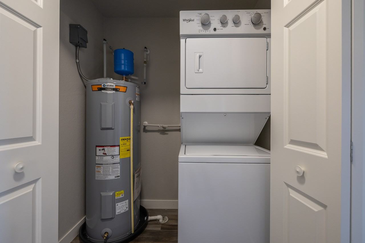 4829 5th Street - Photo 7 of 45