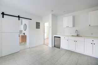 7800 Ne 10th Ct #5 - Photo 1 of 1