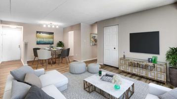 featured image of 15 Fox Hall