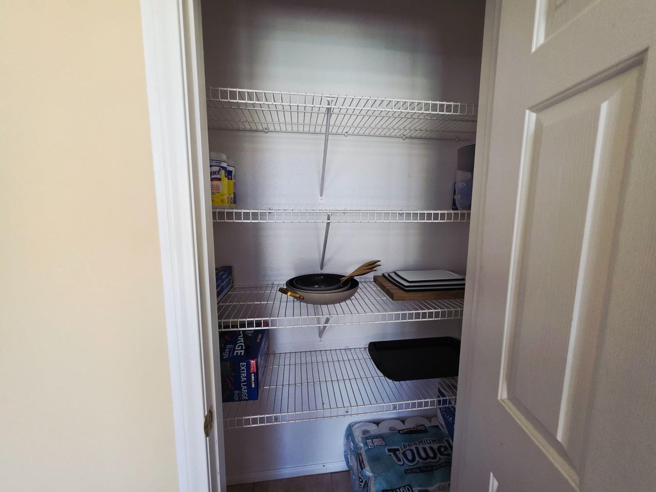 Clement Ct - Photo 5 of 13