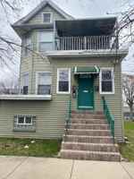 featured image of 636 S 13th Ave #2