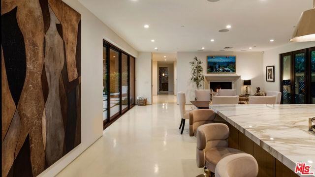 1884 Laurel Canyon Boulevard - Photo 6 of 8