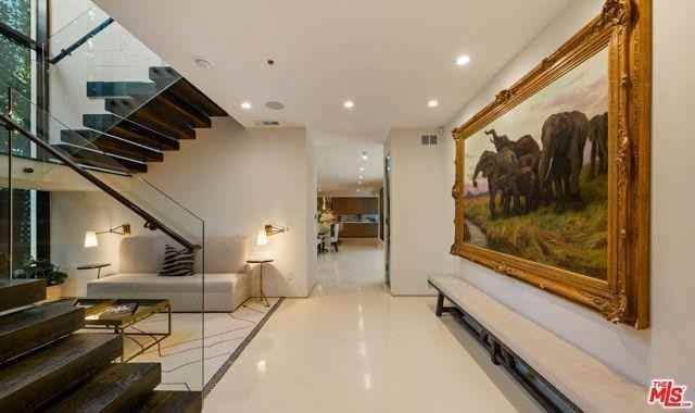 1884 Laurel Canyon Boulevard - Photo 7 of 8