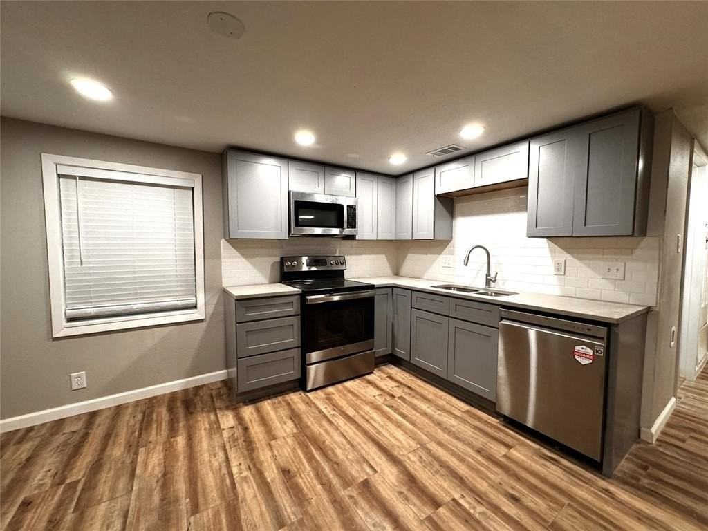 1931 Ave A - Photo 2 of 10