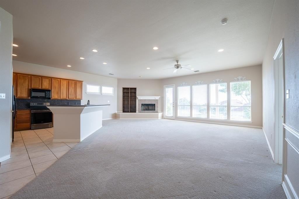 2909 Saratoga Dr - Photo 6 of 9