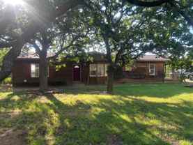 400 Watkins Trl - Photo 1 of 1