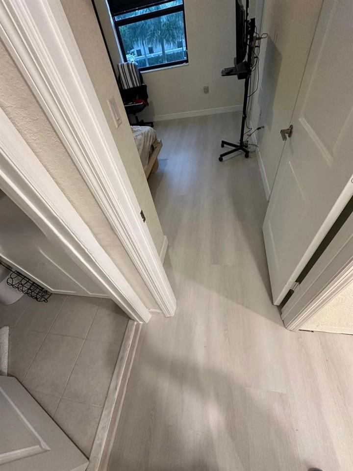 W 113th St - Photo 4 of 8