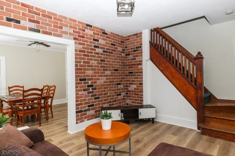 15 Blakely Ave - Photo 3 of 32