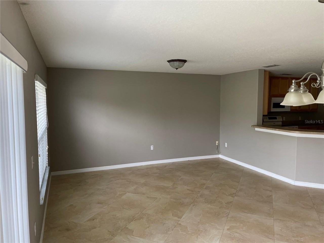 2508 Hassonite St - Photo 6 of 34