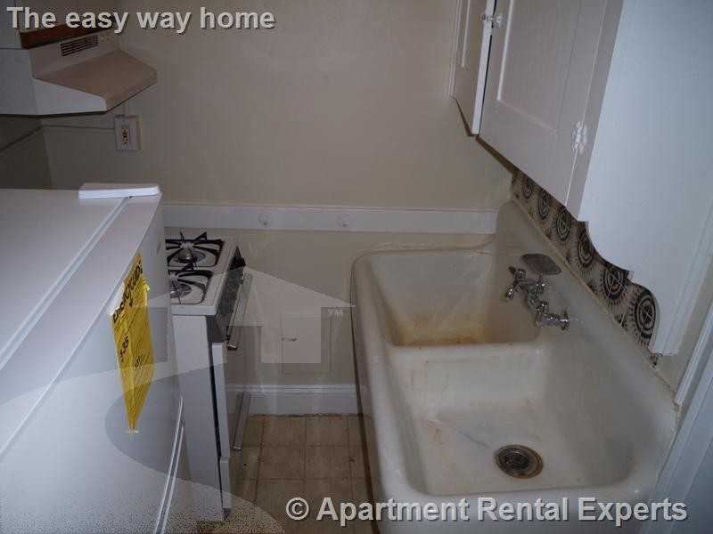4 Cogswell Ave #7 - Photo 3 of 9