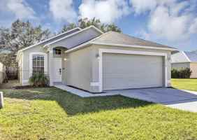 featured image of 2110 Whispering Trails Blvd