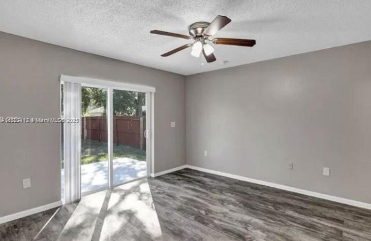 2110 Whispering Trails Boulevard - Photo 3 of 8