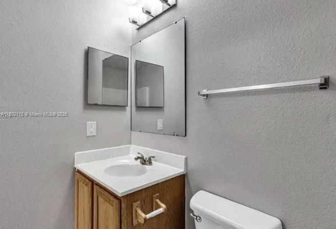 2110 Whispering Trails Boulevard - Photo 7 of 8