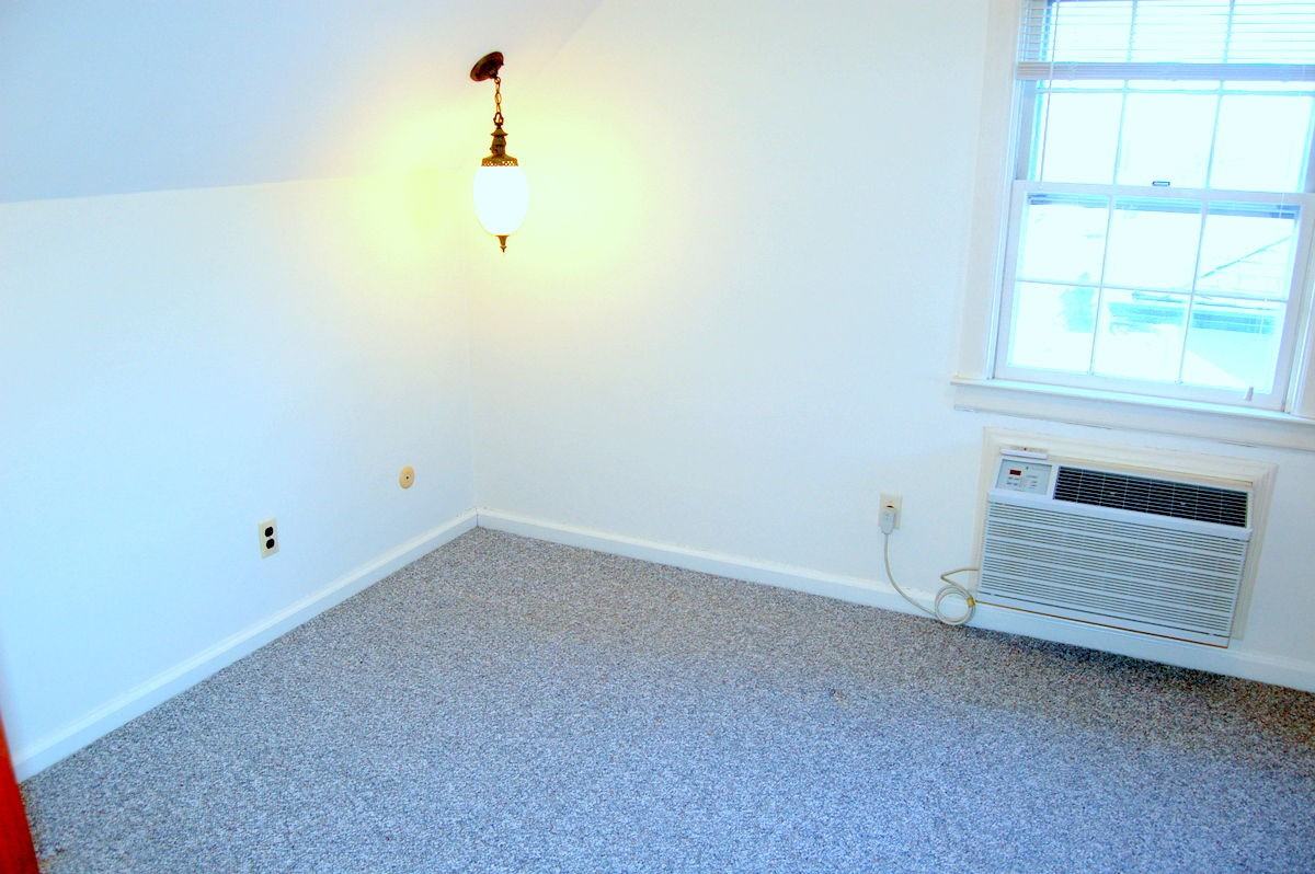 150 6th St #3 - Photo 7 of 8