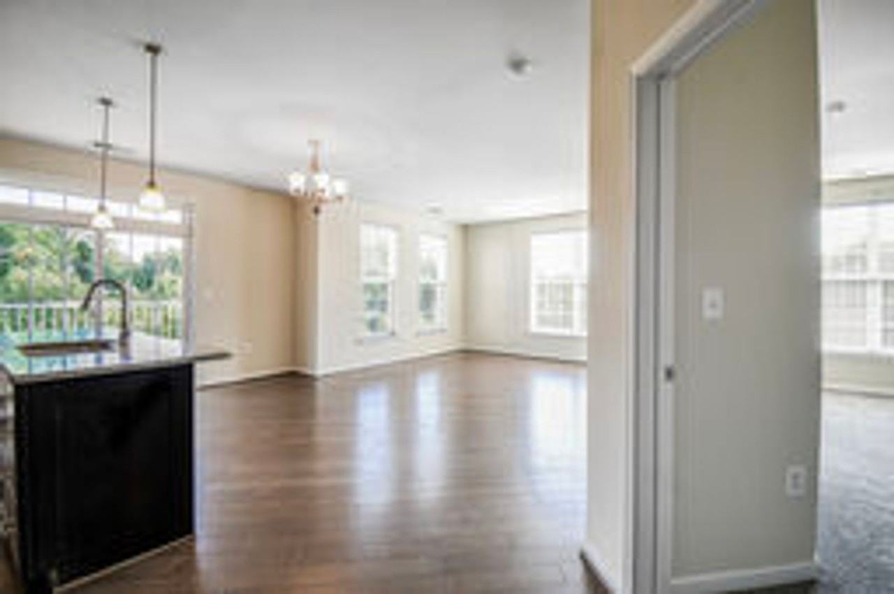 3911 Doc Berlin Dr #32 - Photo 5 of 22