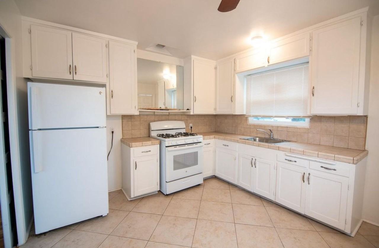 2168 Bacon St - Photo 5 of 17