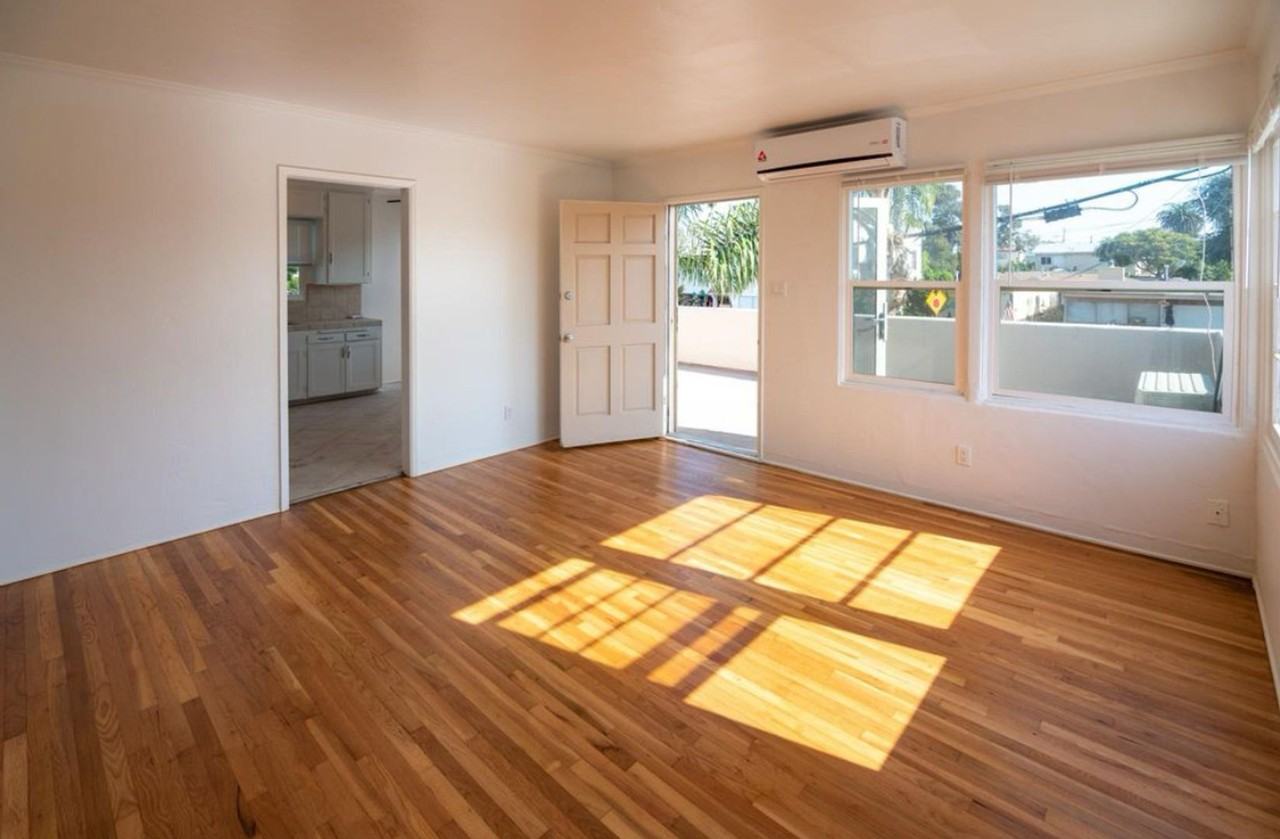 2168 Bacon St - Photo 2 of 17