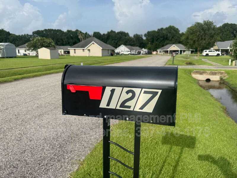 127 Country Living Dr - Photo 3 of 18