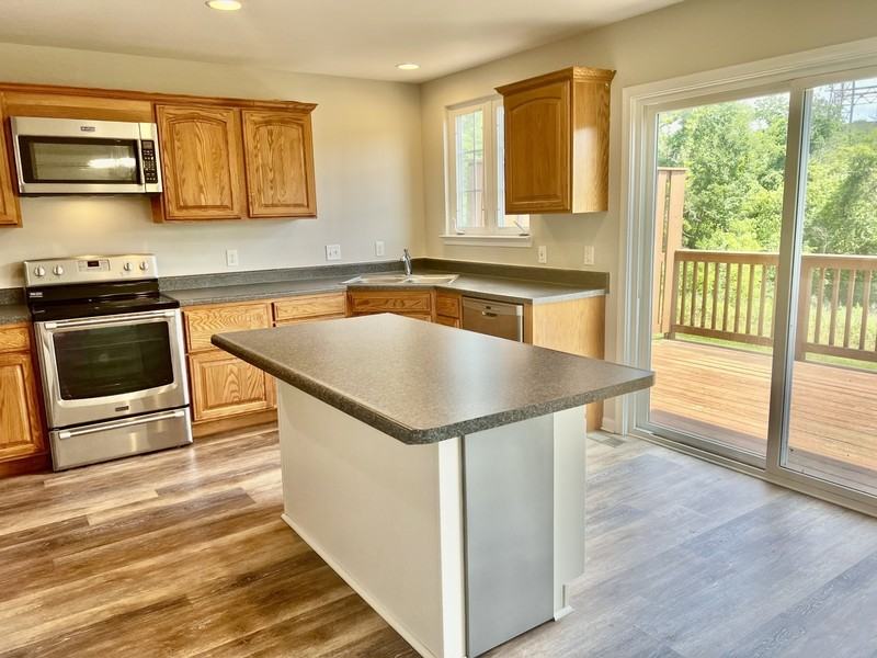 2408 Michael Dr - Photo 7 of 20